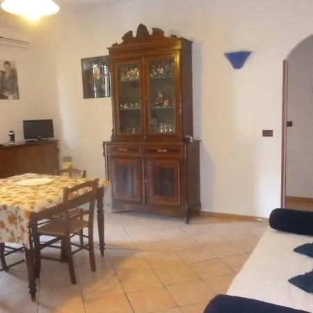Rosignano Bed And Car-3
